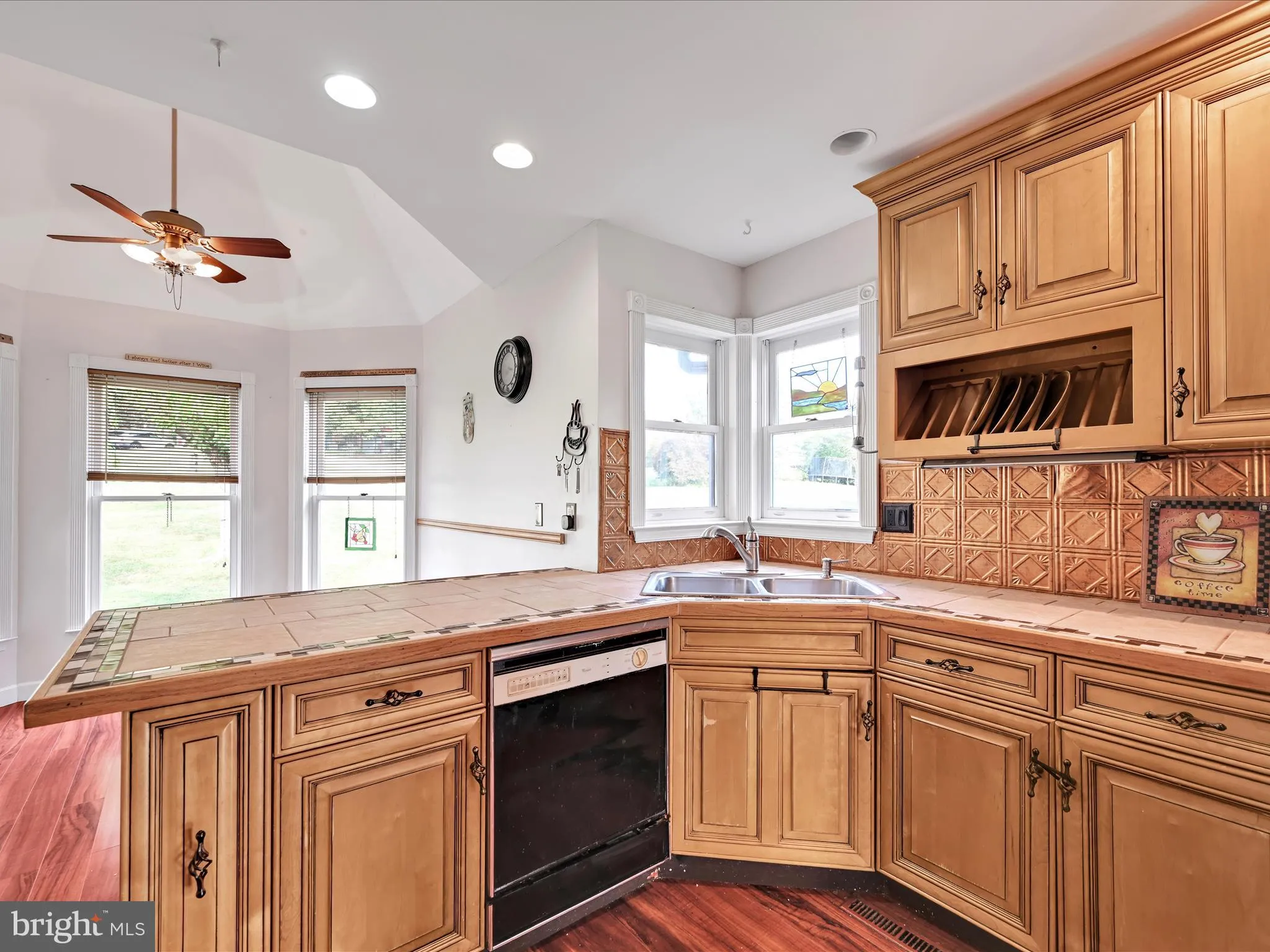 Auburn, Pennsylvania 17922, United States, 3 Bedrooms Bedrooms, ,3 BathroomsBathrooms,Residential,Active,212584