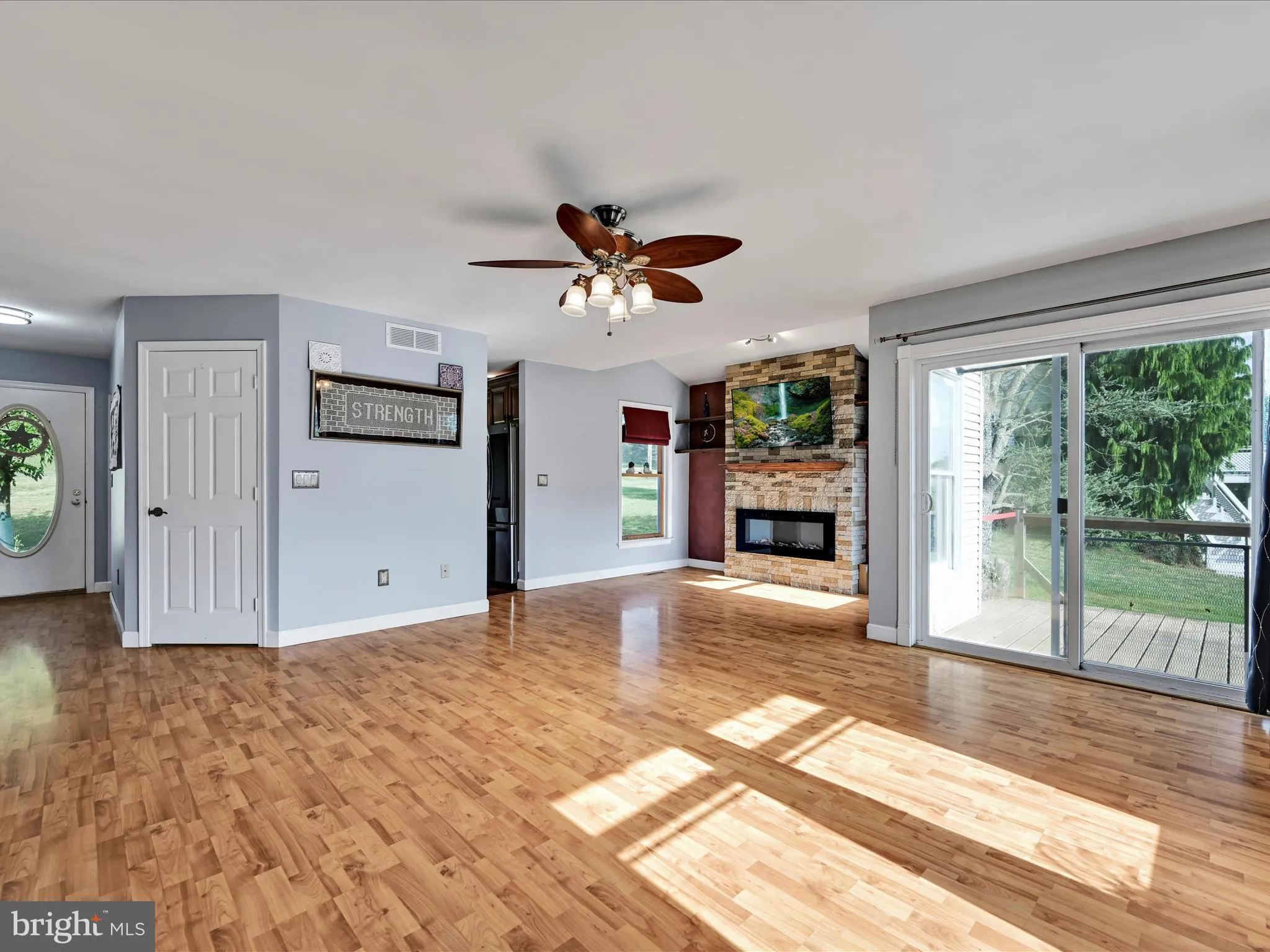 Auburn, Pennsylvania 17922, United States, 3 Bedrooms Bedrooms, ,3 BathroomsBathrooms,Residential,Active,212584