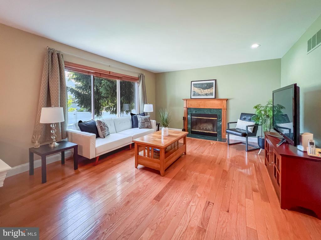 PEDDLERS VIEW - Residential