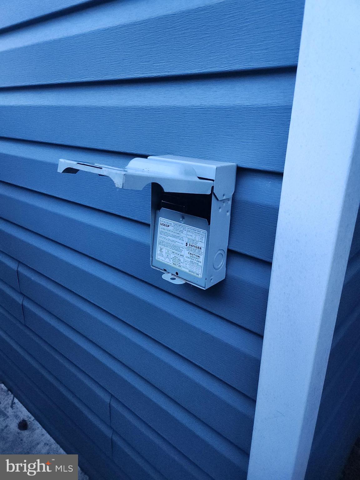 WHITE HOUSE HEIGHTS - Residential