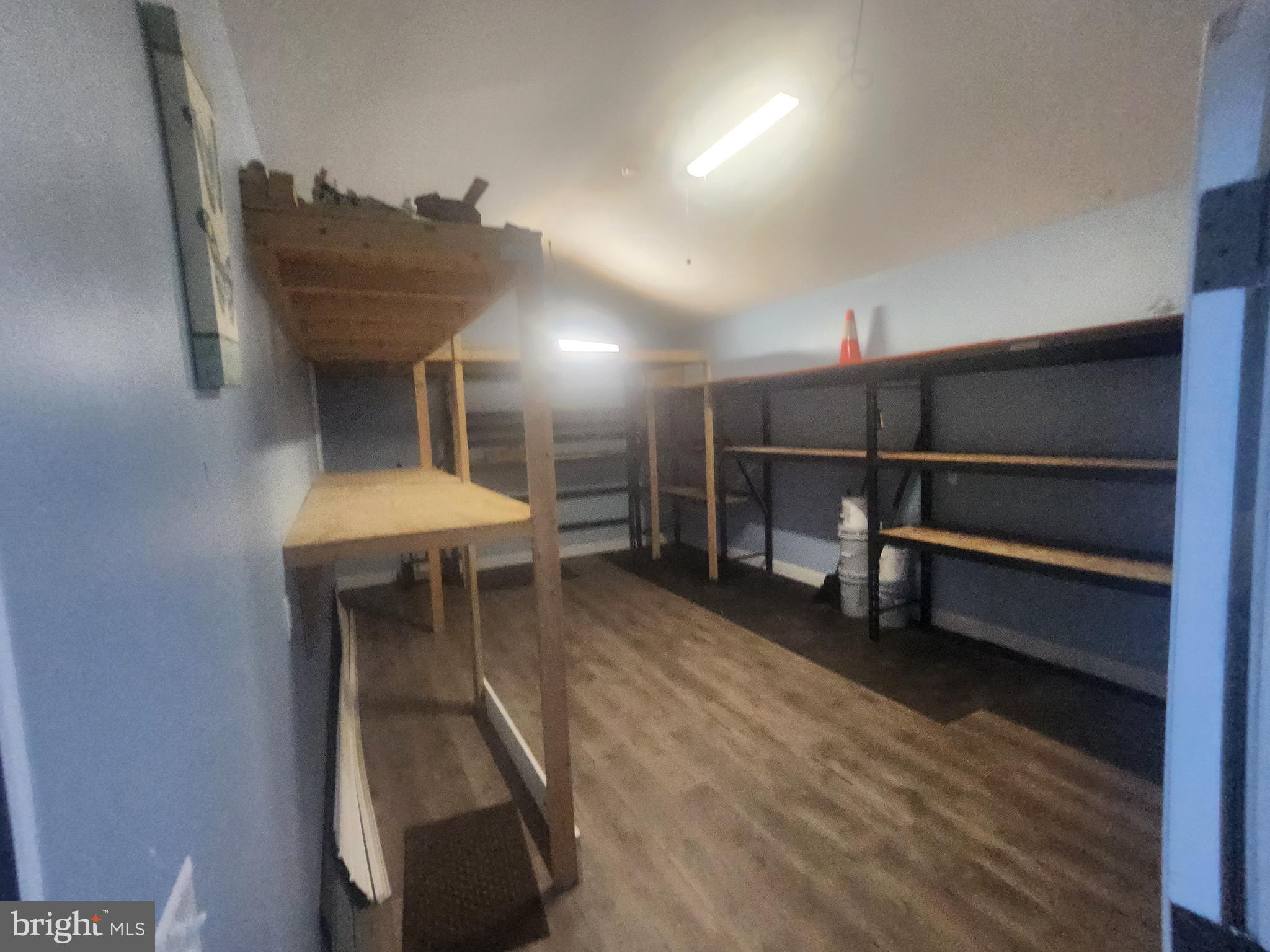 WHITE HOUSE HEIGHTS - Residential