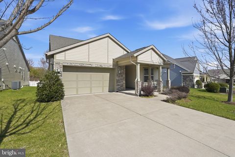 104 GROSBEAK COURT LAKE FREDERICK VA 22630