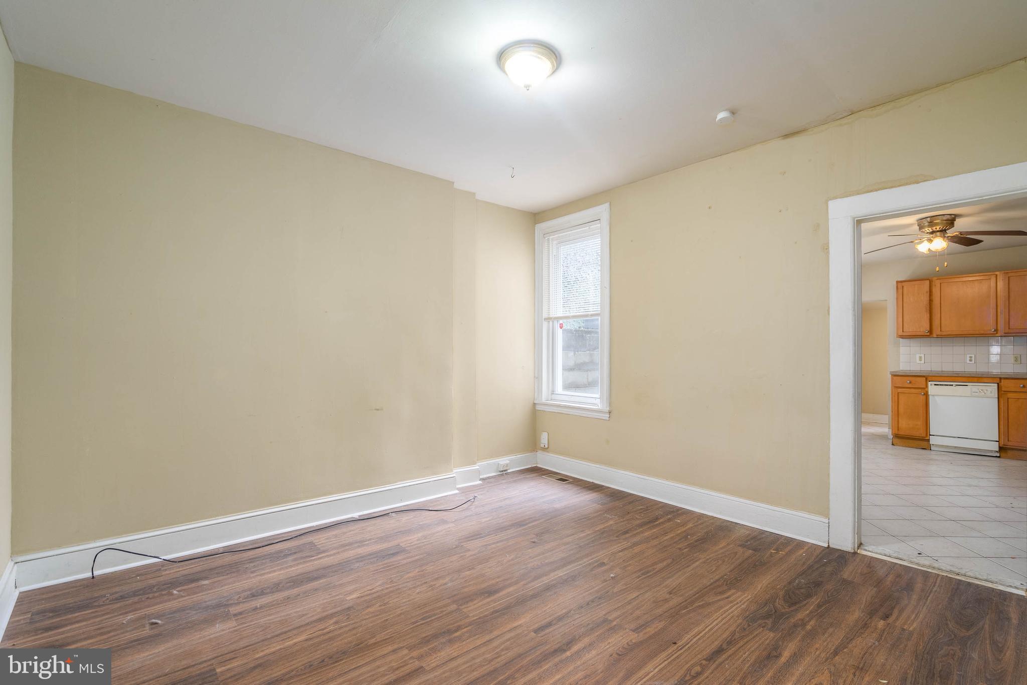 POINT BREEZE - Residential