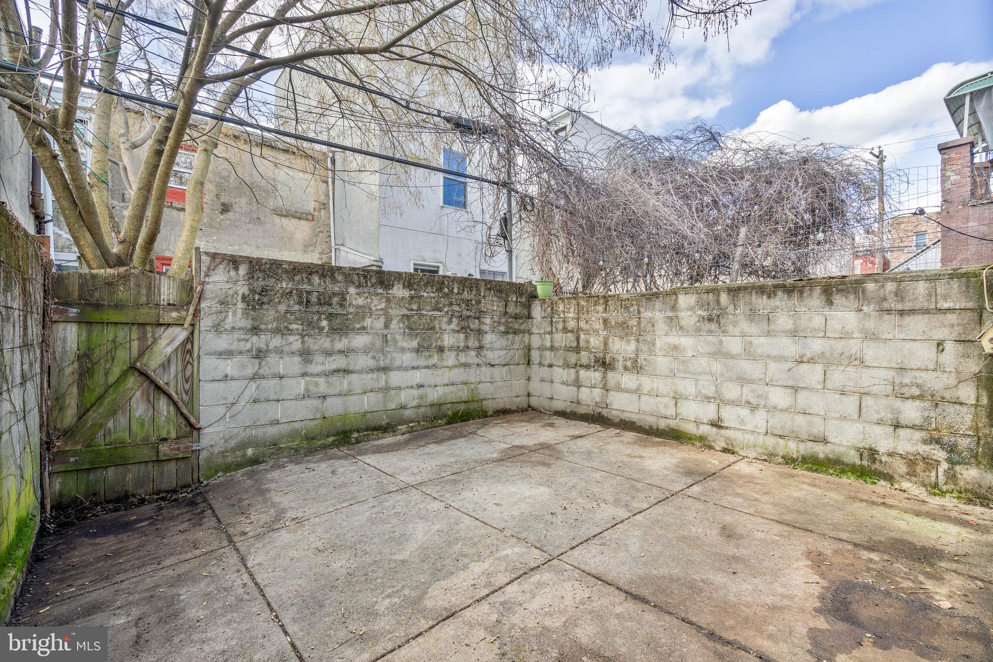 POINT BREEZE - Residential