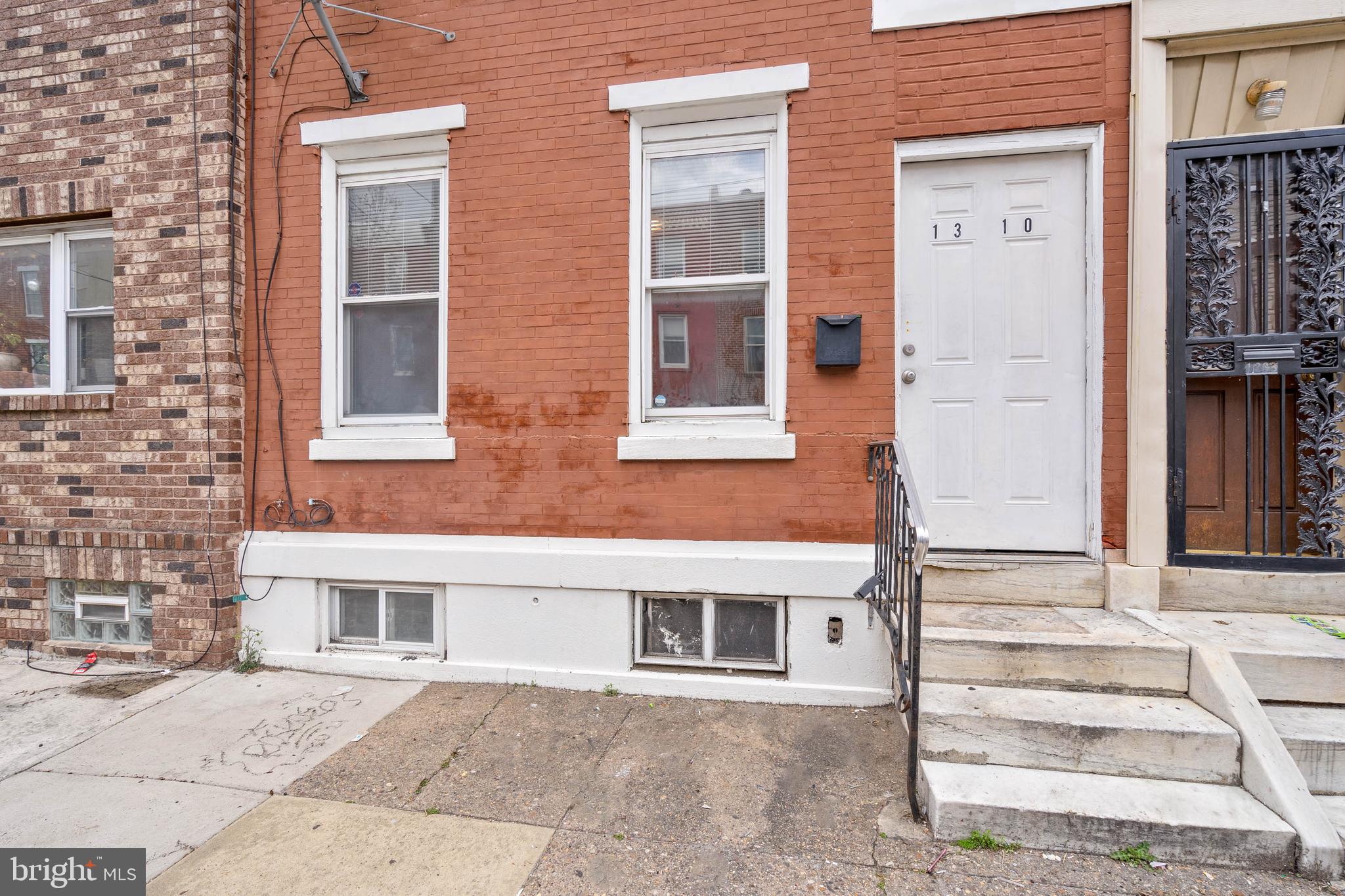 POINT BREEZE - Residential