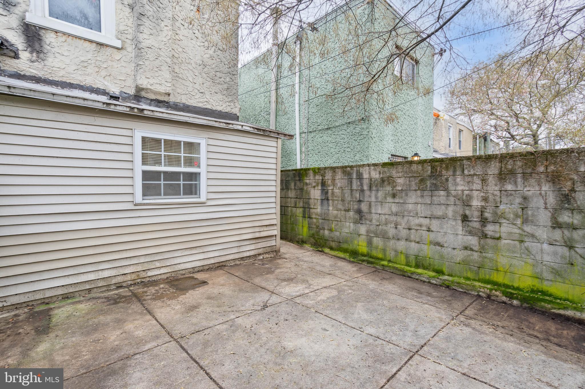 POINT BREEZE - Residential