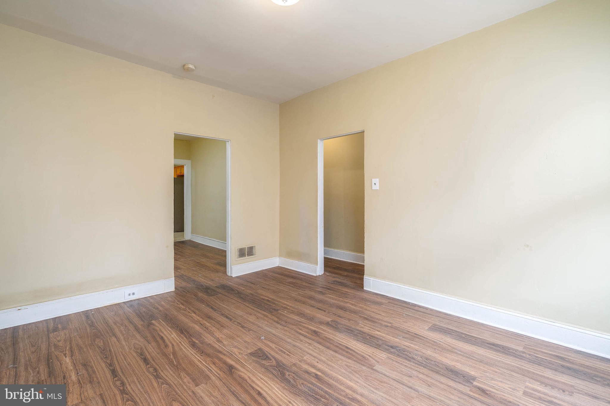 POINT BREEZE - Residential