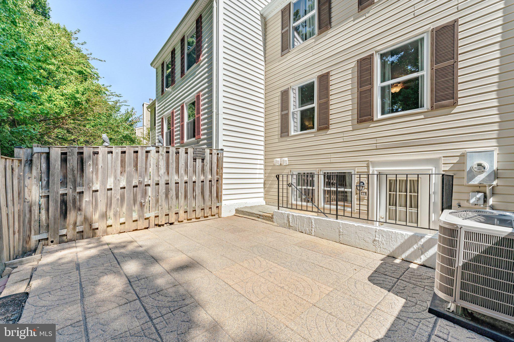 BARTON HILL - Residential