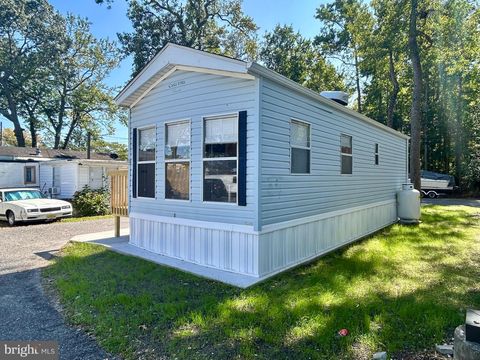 Mobile Home For Sale - 104 S. 5th Street #39<br/> RIO GRANDE, NJ 08242