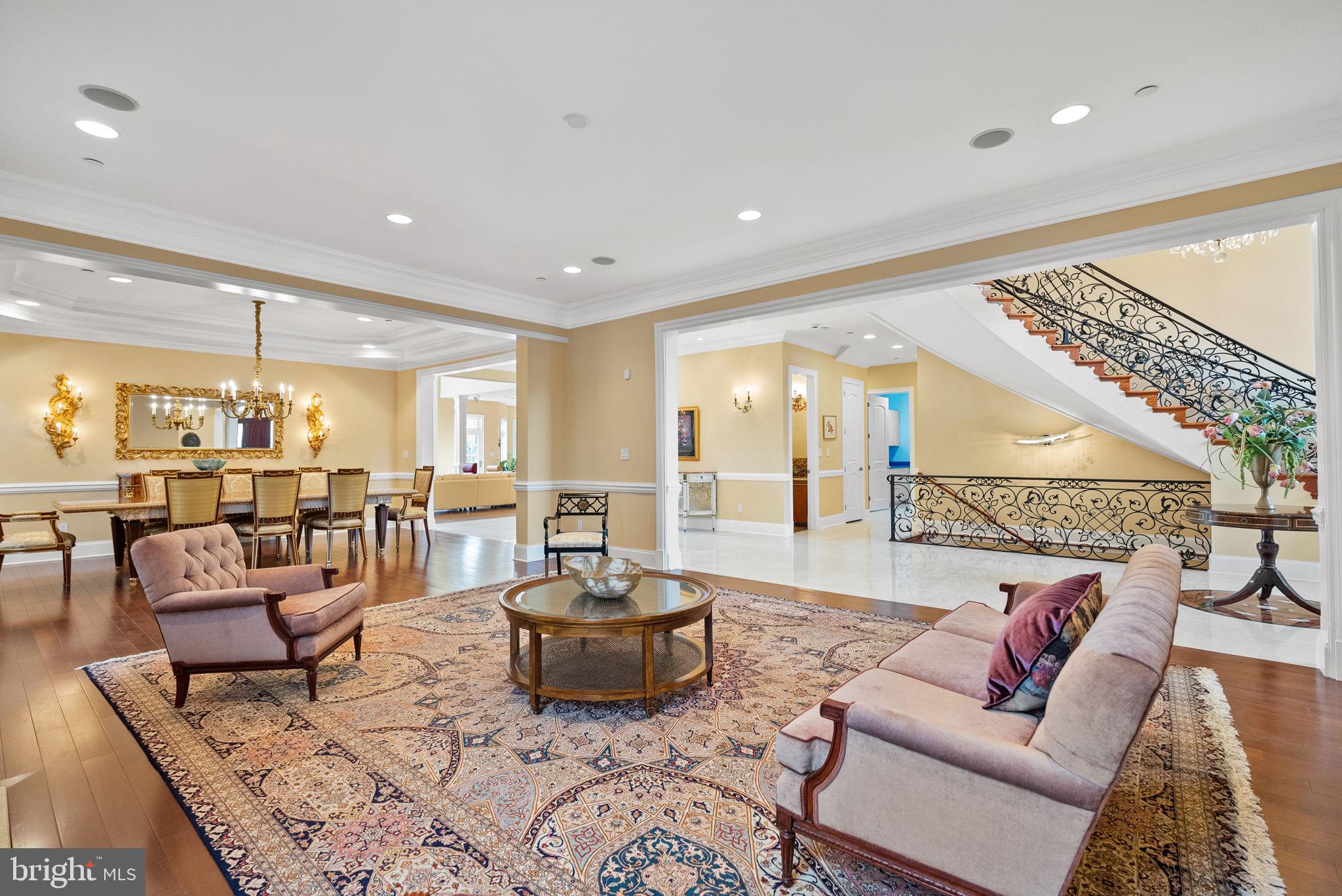 LONE OAK - Residential