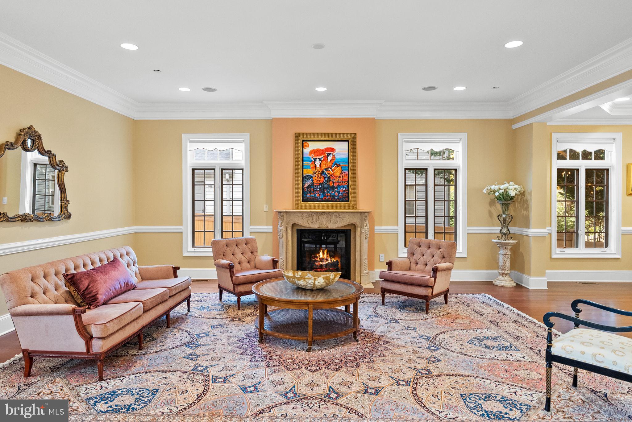 LONE OAK - Residential