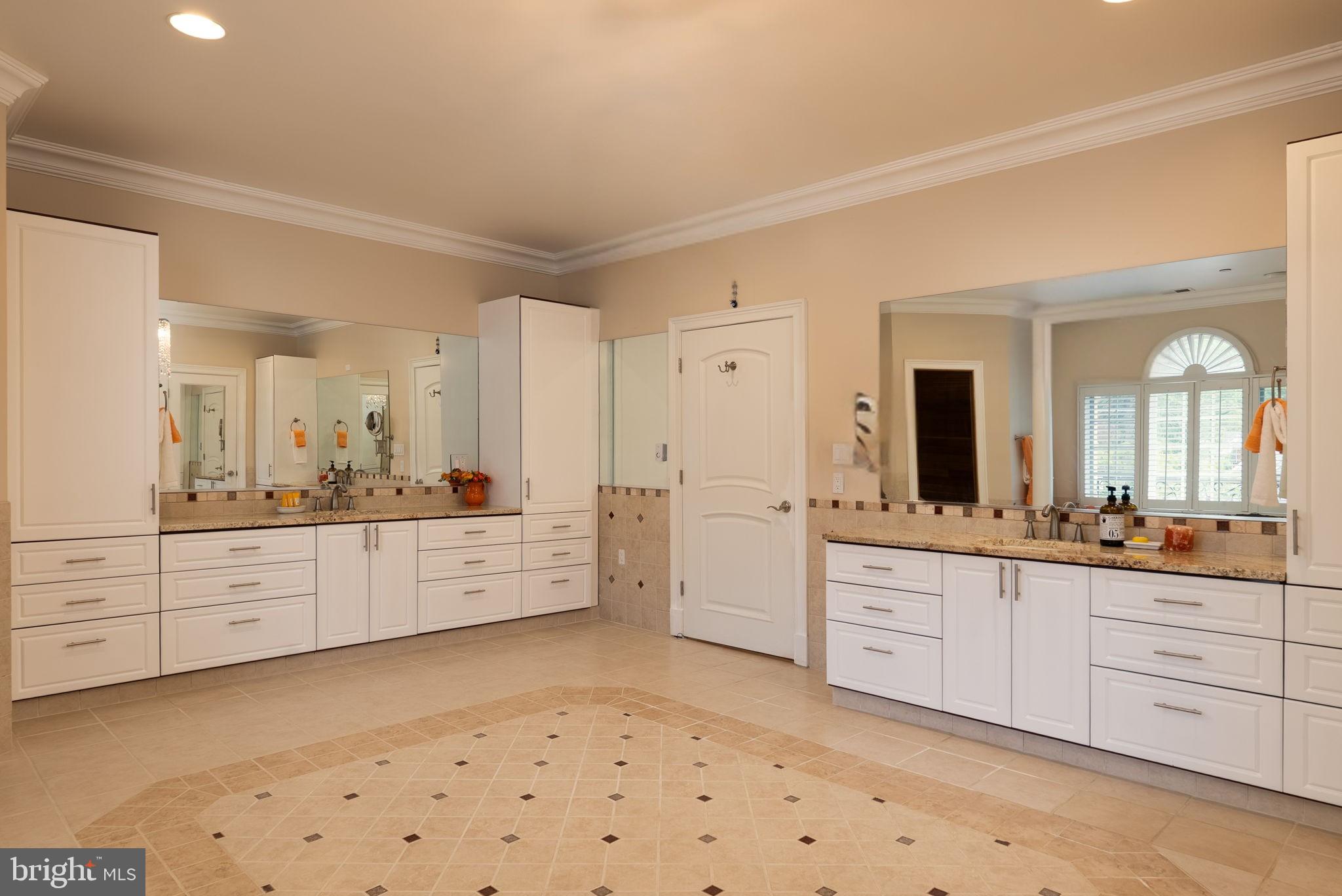 LONE OAK - Residential