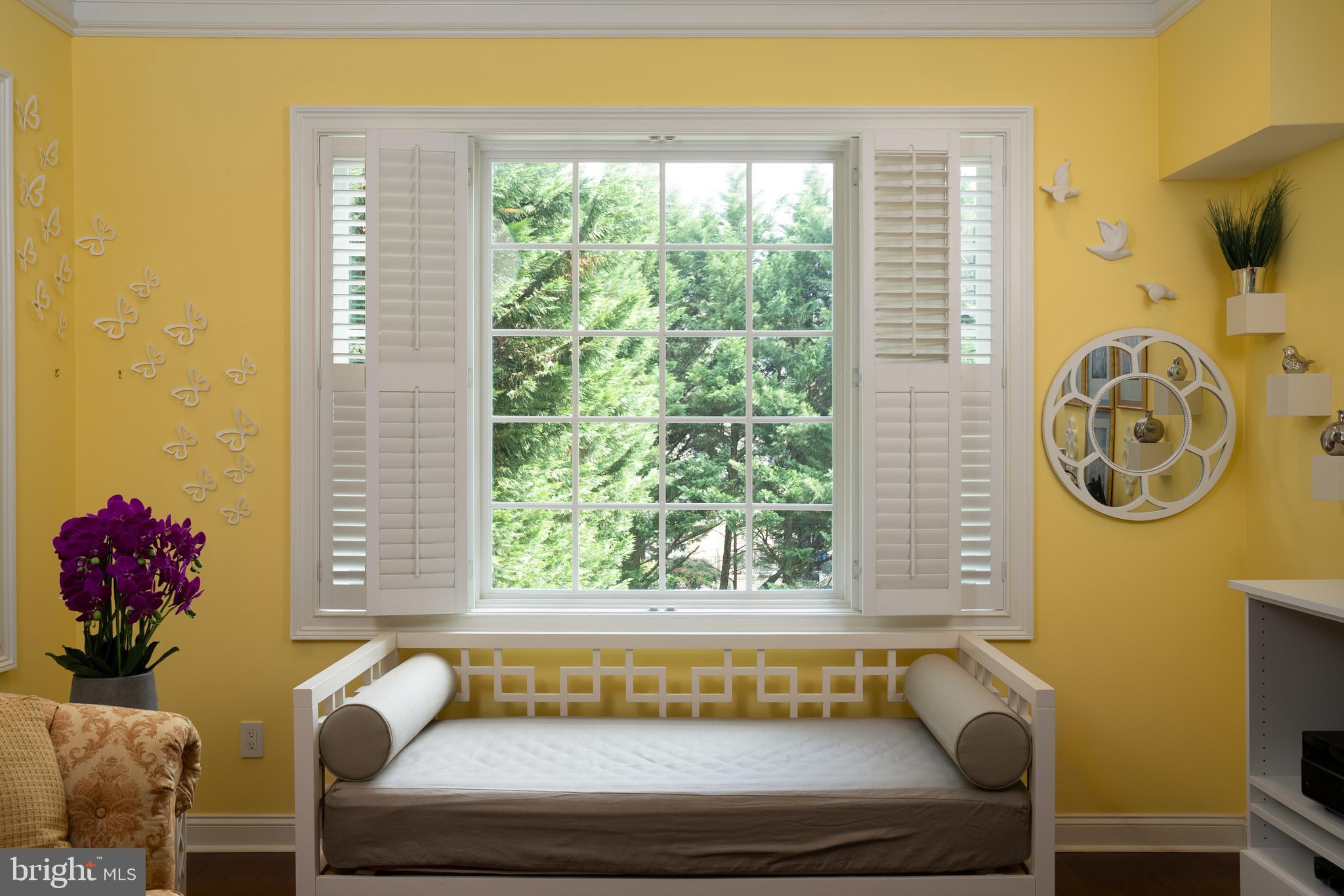 LONE OAK - Residential