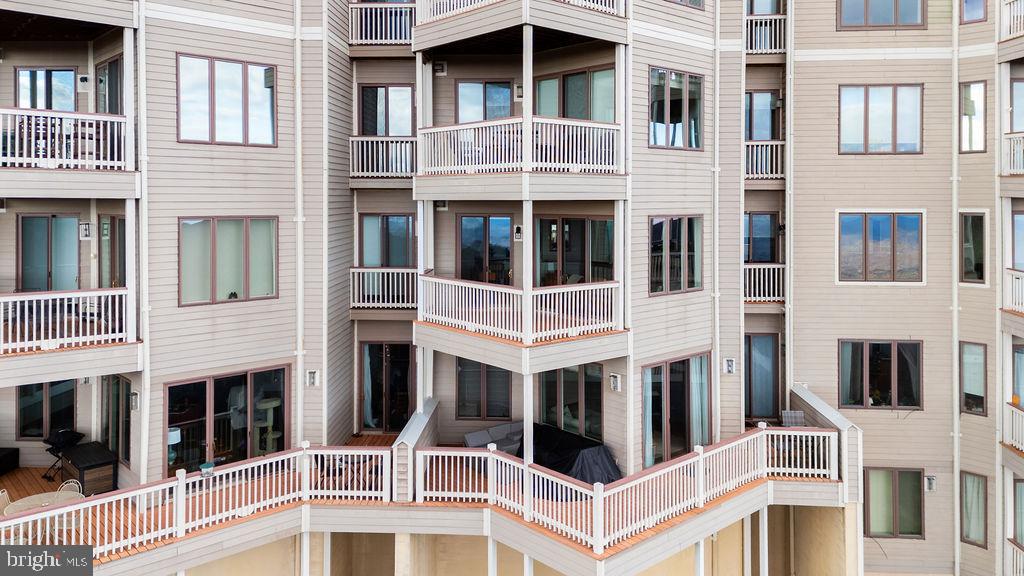 1933 HIGH RIDGE PLACE