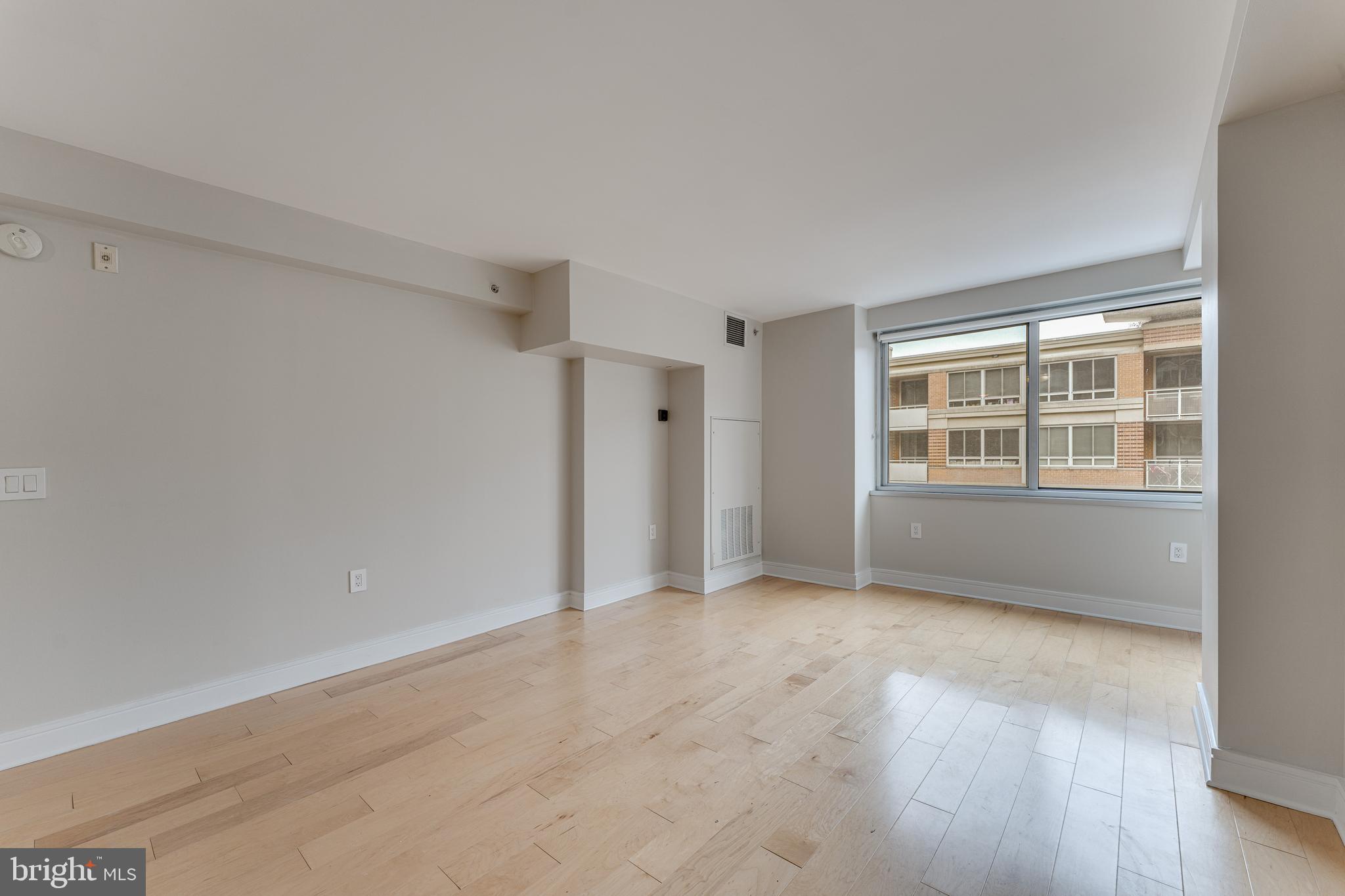 800 4TH STREET SW S418