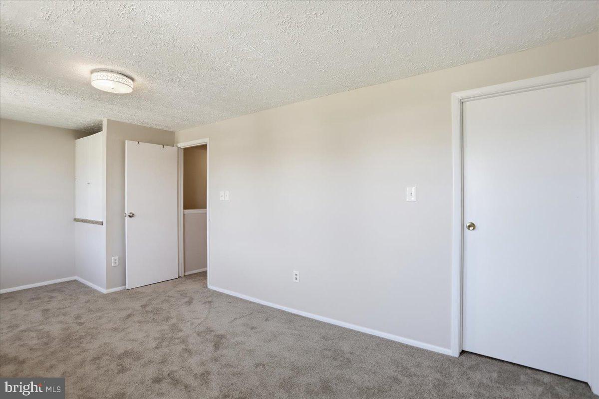 FARMBROOK - Residential