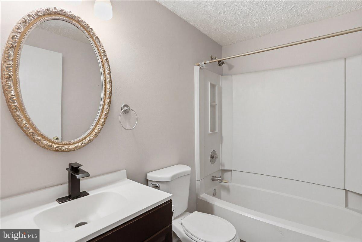 FARMBROOK - Residential