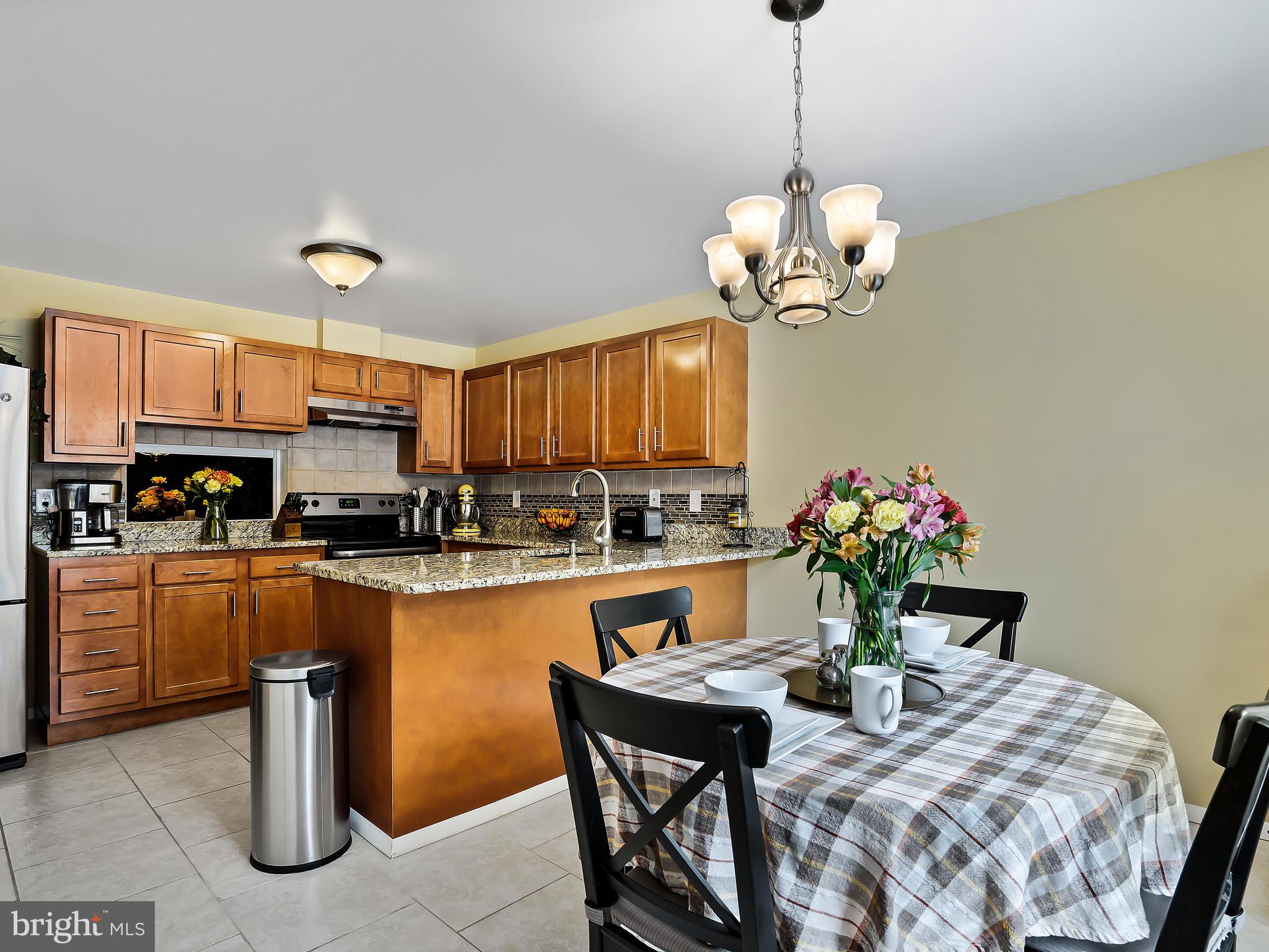 VILLAGE OF HICKORY RIDGE - Residential