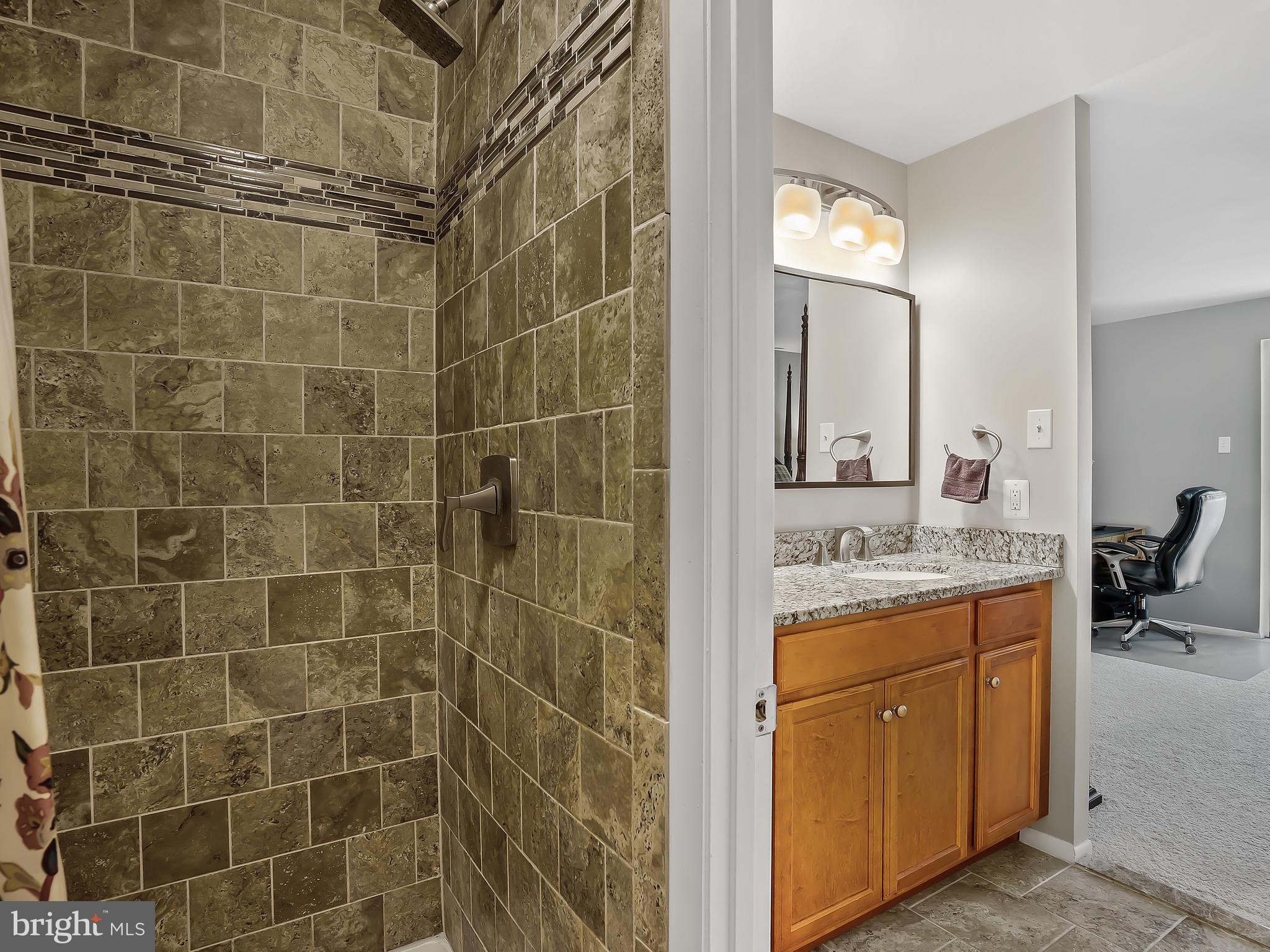 VILLAGE OF HICKORY RIDGE - Residential