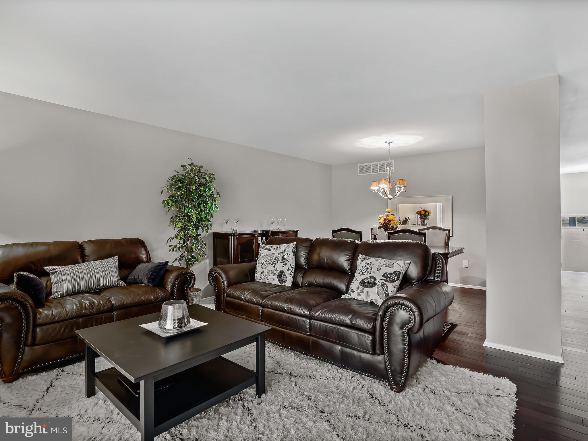 VILLAGE OF HICKORY RIDGE - Residential