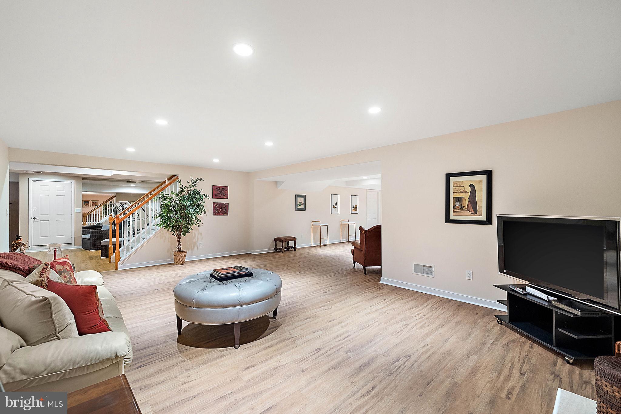 WESTOVER HILLS - Residential