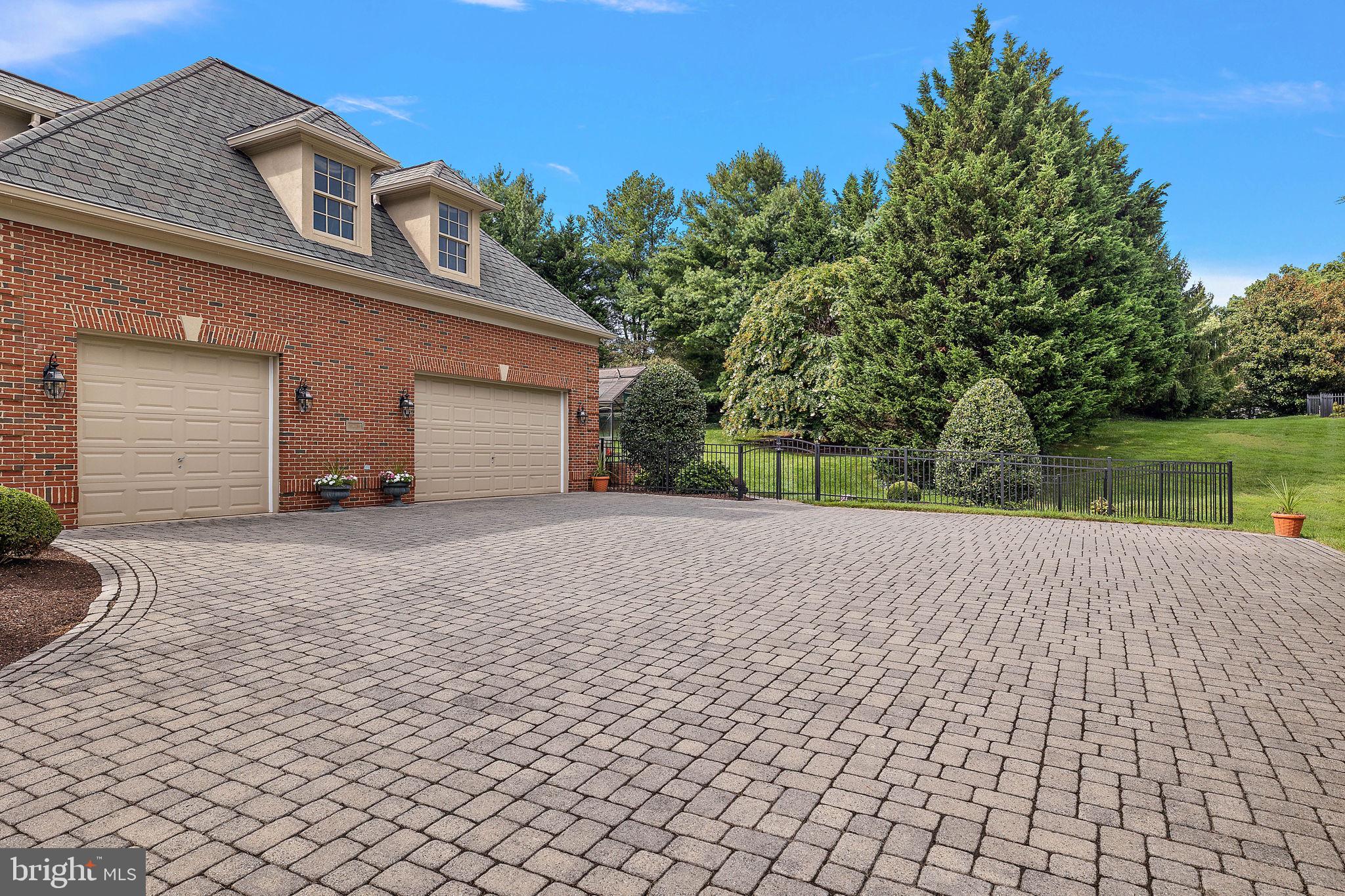 WESTOVER HILLS - Residential