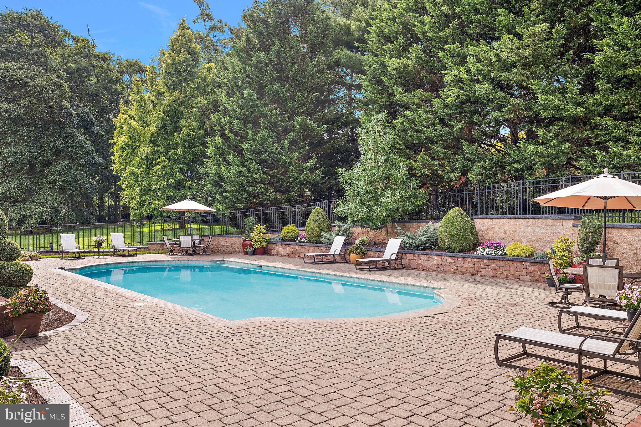 WESTOVER HILLS - Residential