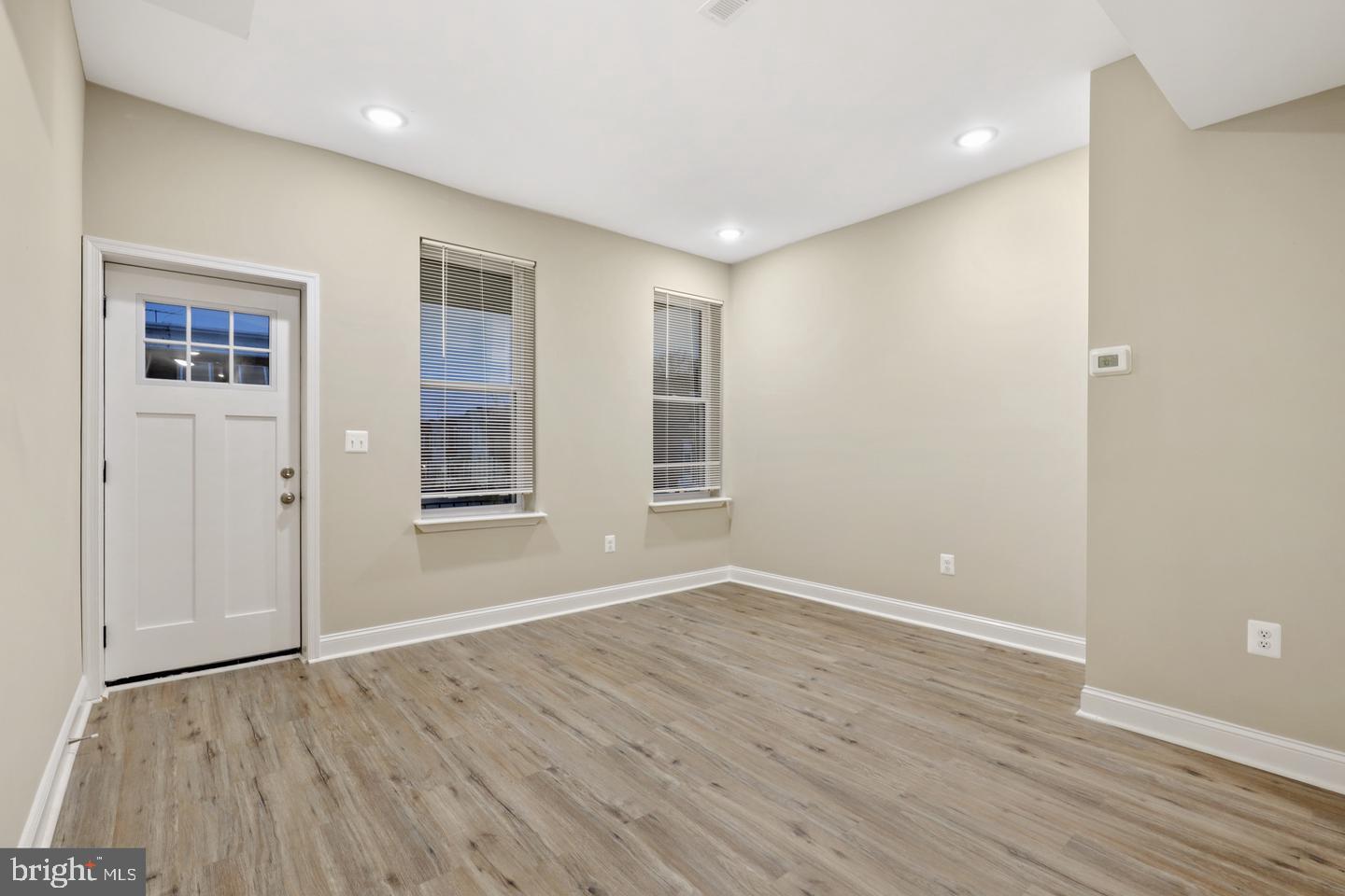 MONDAWMIN - Residential