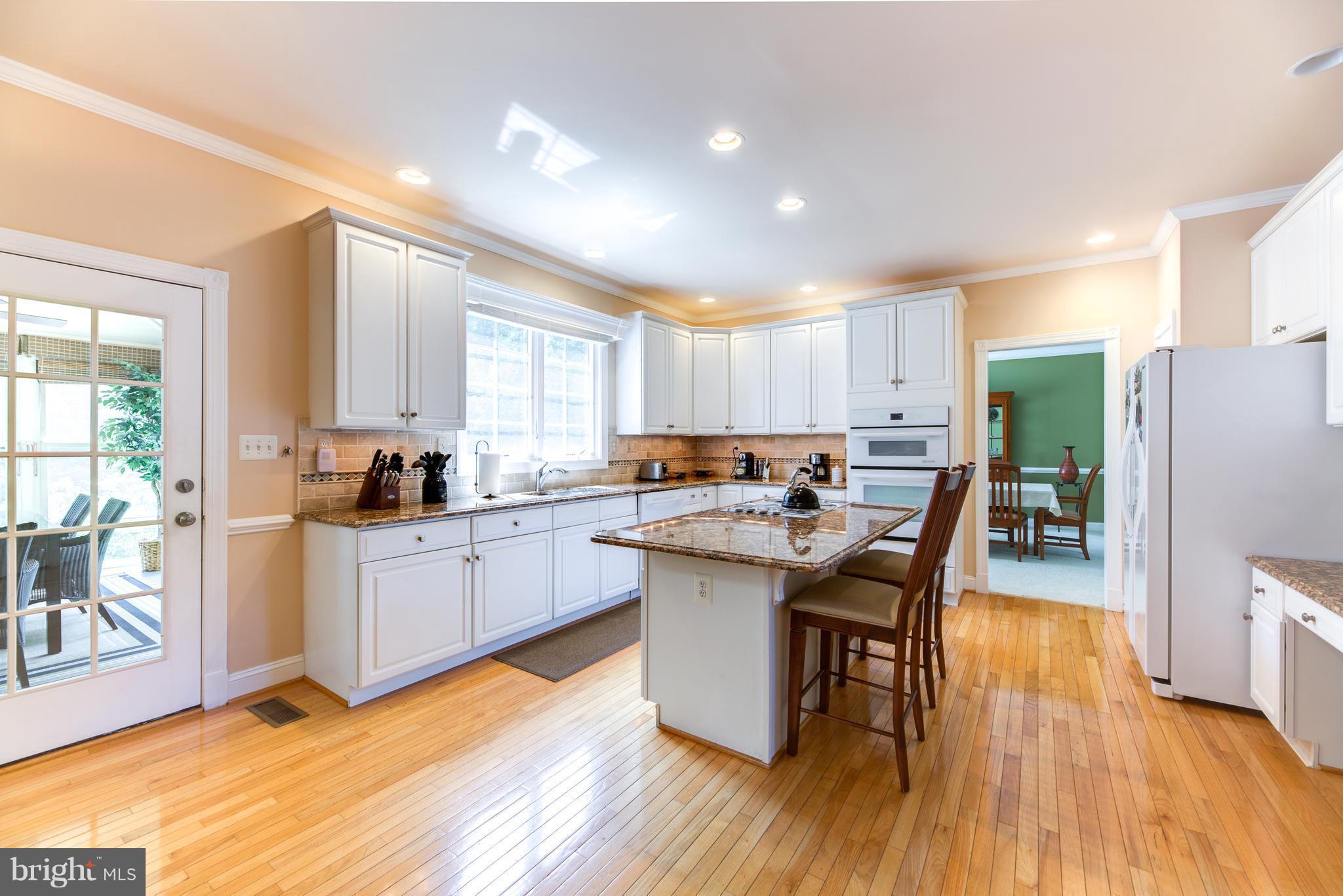 HUNTER MILL ESTATES - Residential