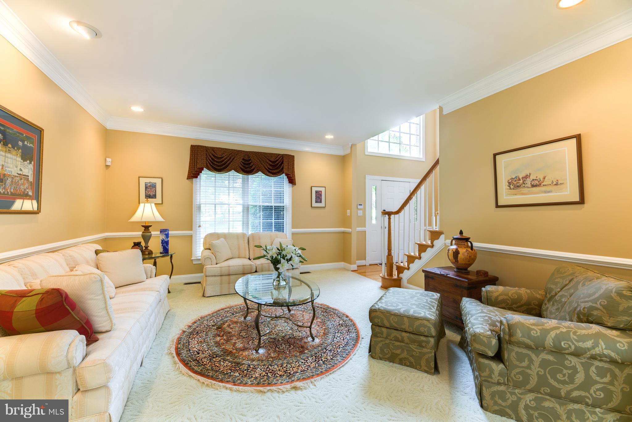 HUNTER MILL ESTATES - Residential