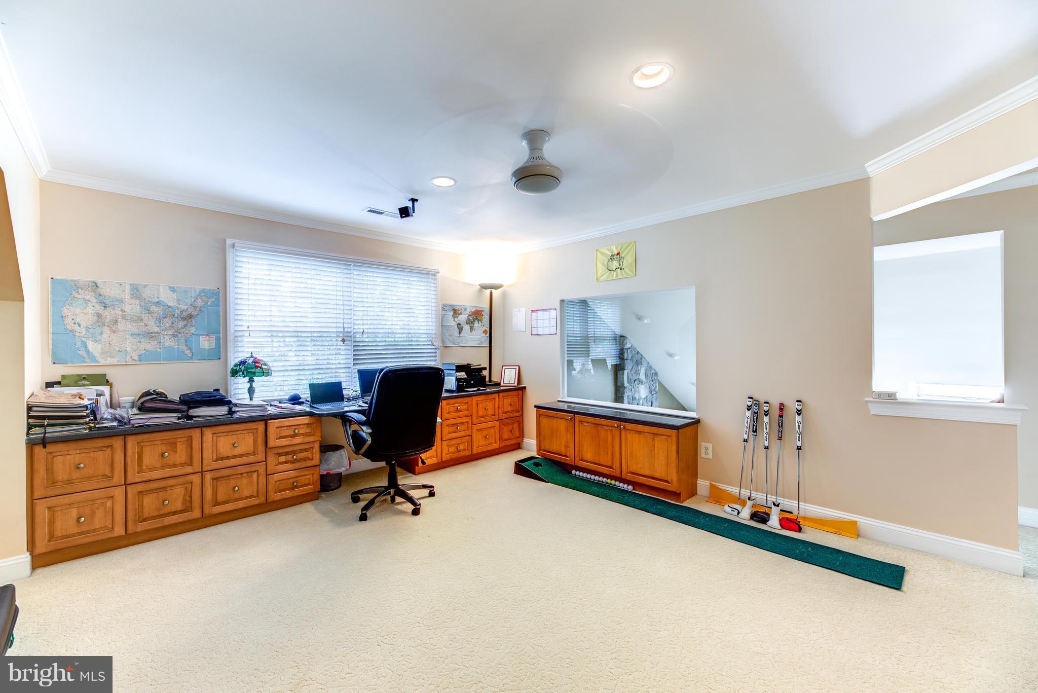 HUNTER MILL ESTATES - Residential