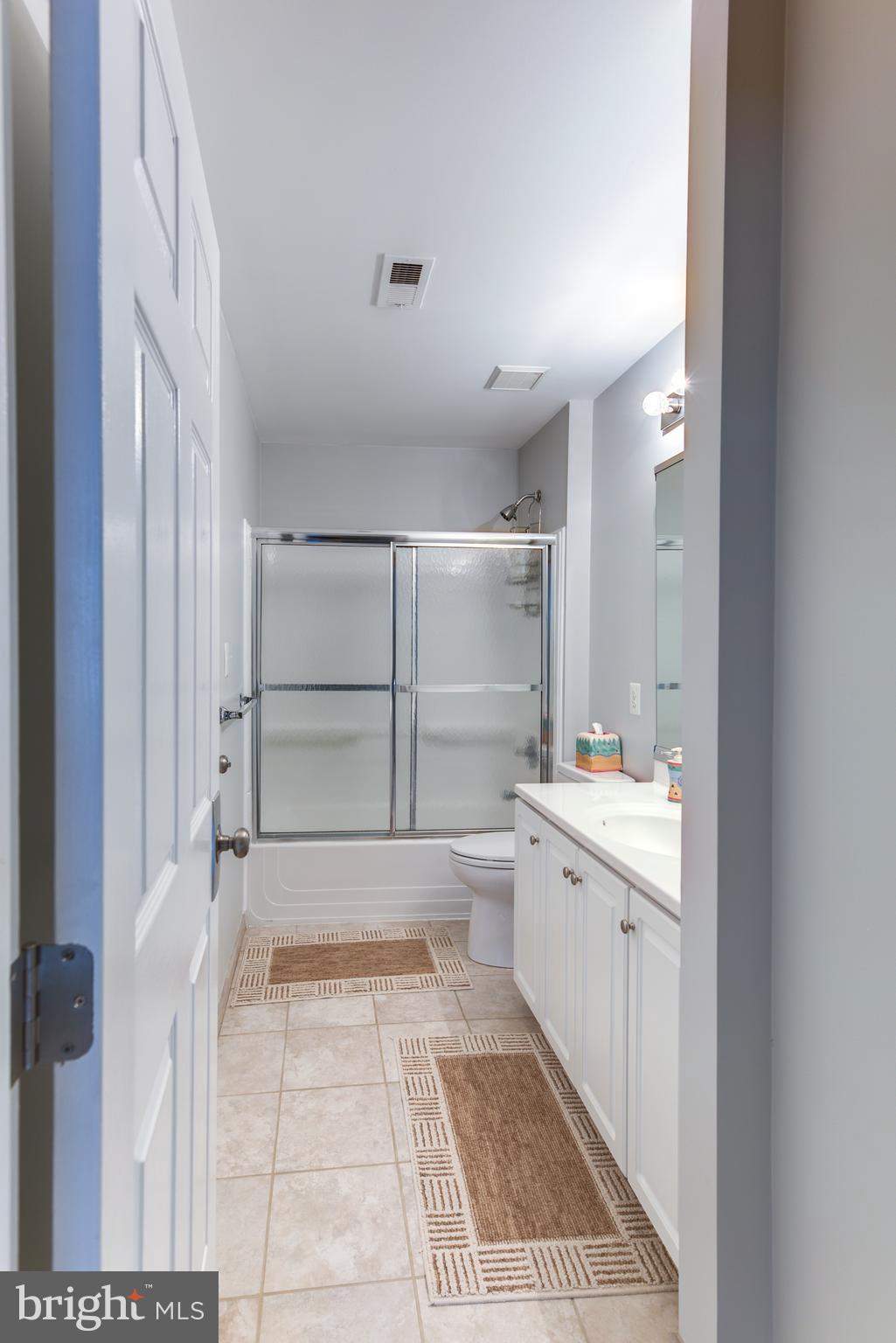 HUNTER MILL ESTATES - Residential