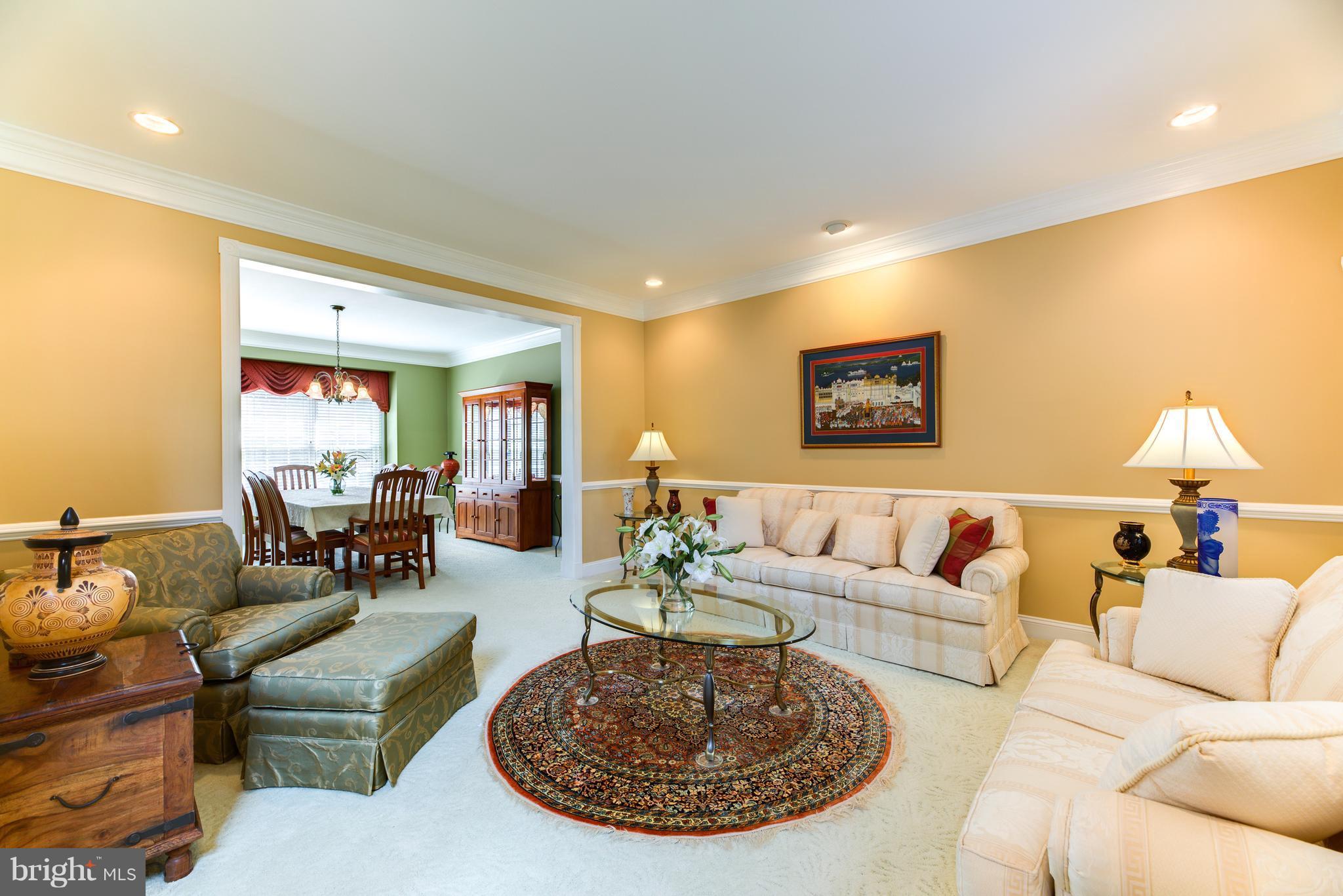 HUNTER MILL ESTATES - Residential