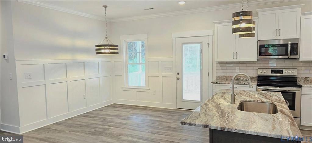 GARLAND LAKE - Residential