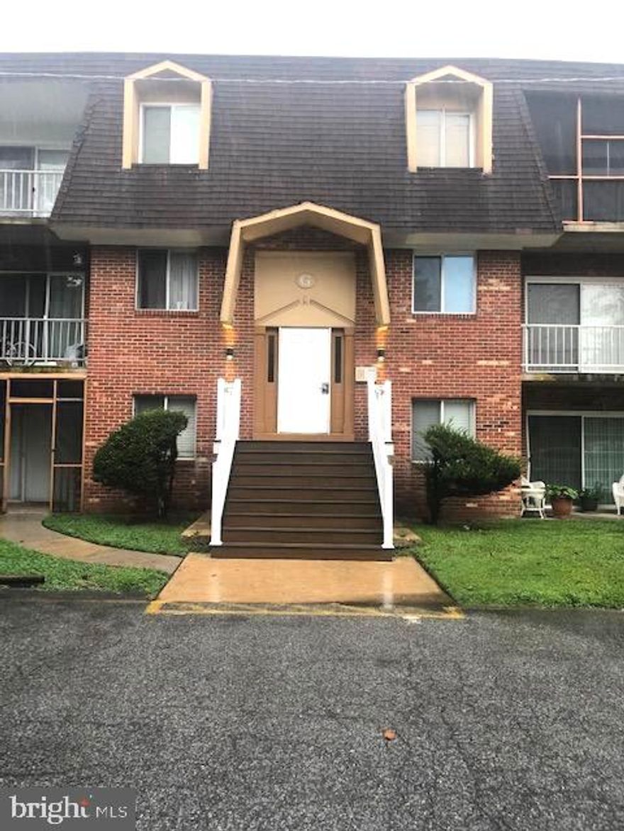2 bed, 1.5 bath apartment, located on the 3rd floor.  Tenant in place and would like to stay.