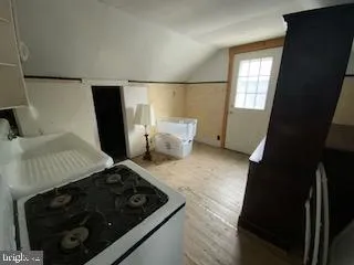 West Wildwood, New Jersey 08260, United States, 3 Bedrooms Bedrooms, ,2 BathroomsBathrooms,Residential,Active,95365