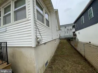 West Wildwood, New Jersey 08260, United States, 3 Bedrooms Bedrooms, ,2 BathroomsBathrooms,Residential,Active,95365