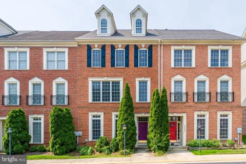42495 Cortez Terrace, Brambleton, VA MLS: VALO2131514