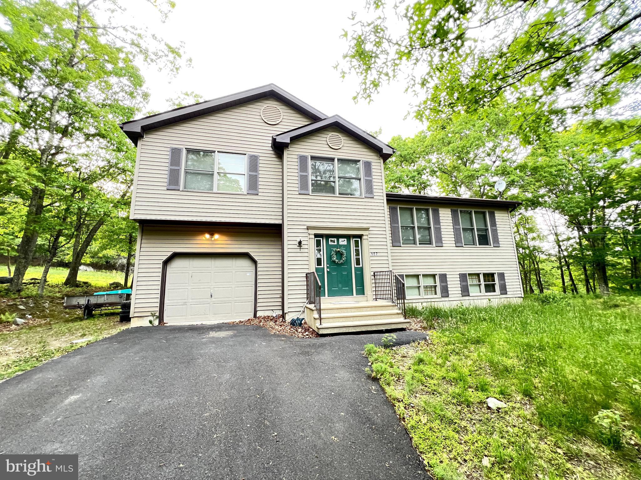 POCONO MTN LK EST PIKE CO - Residential