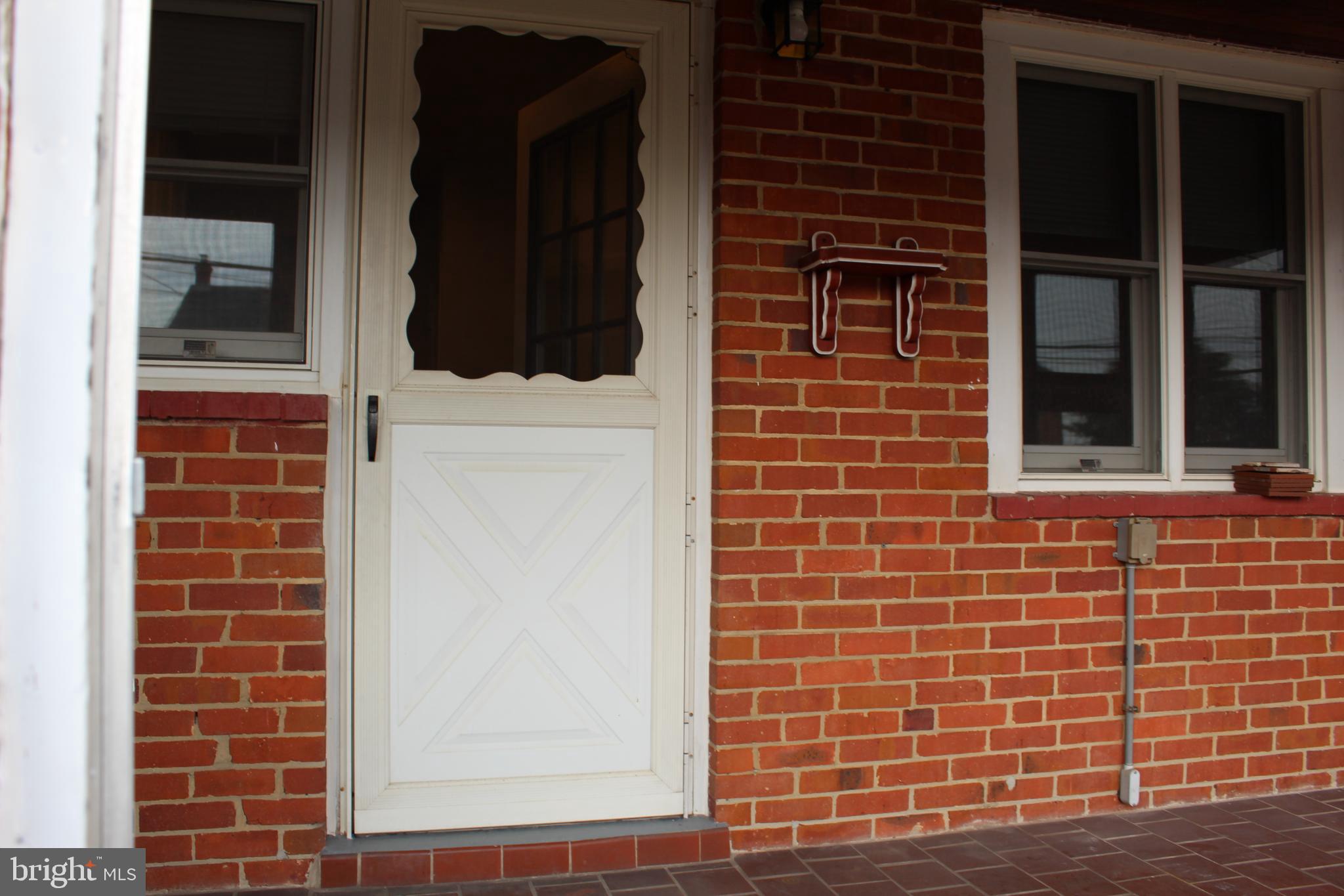 STANBROOK - Residential Lease