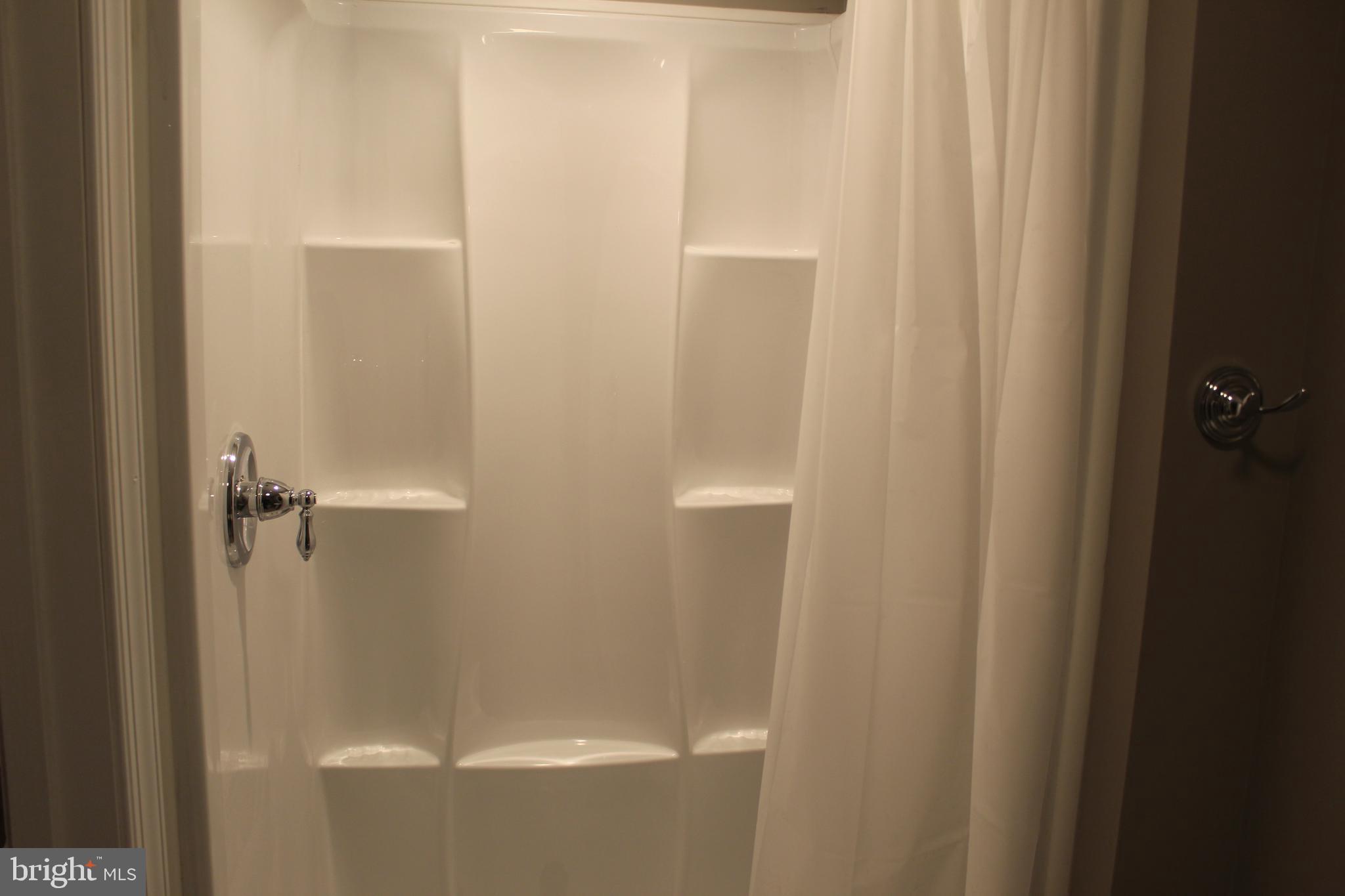 STANBROOK - Residential Lease