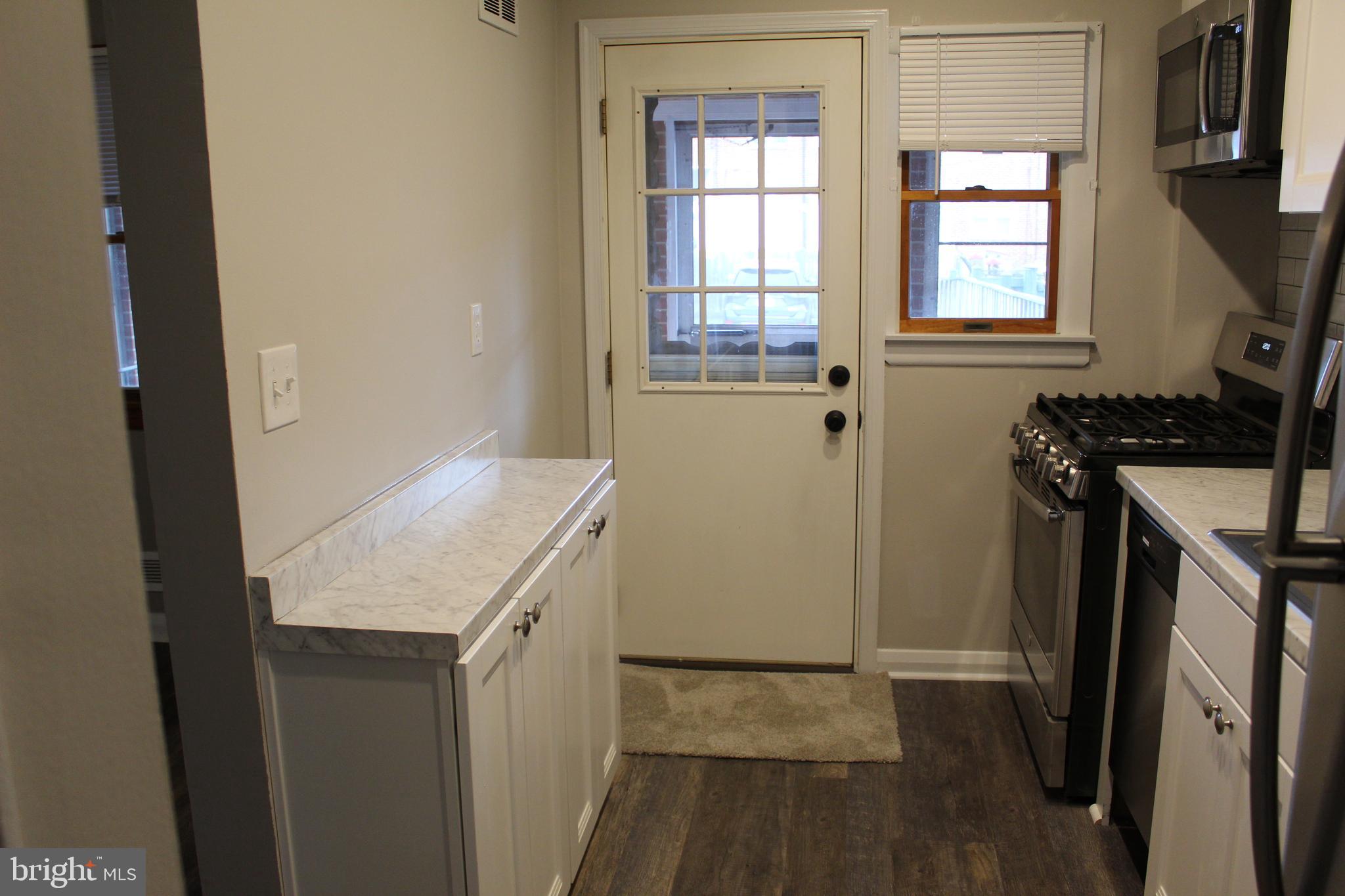 STANBROOK - Residential Lease