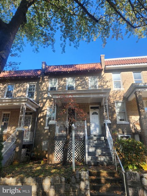 743 PRINCETON PLACE NW WASHINGTON DC 20010