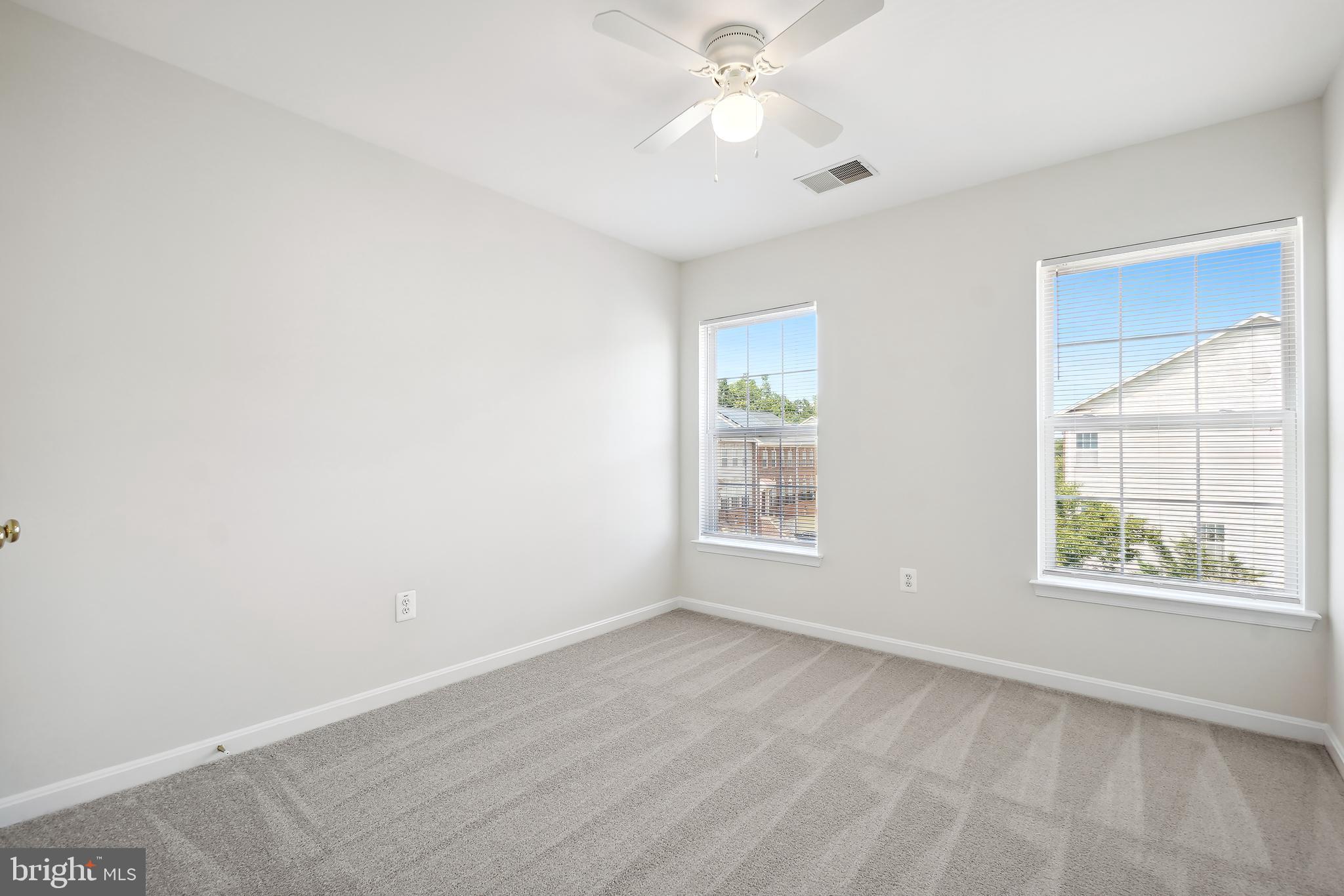 WYNGATE MANOR - Residential