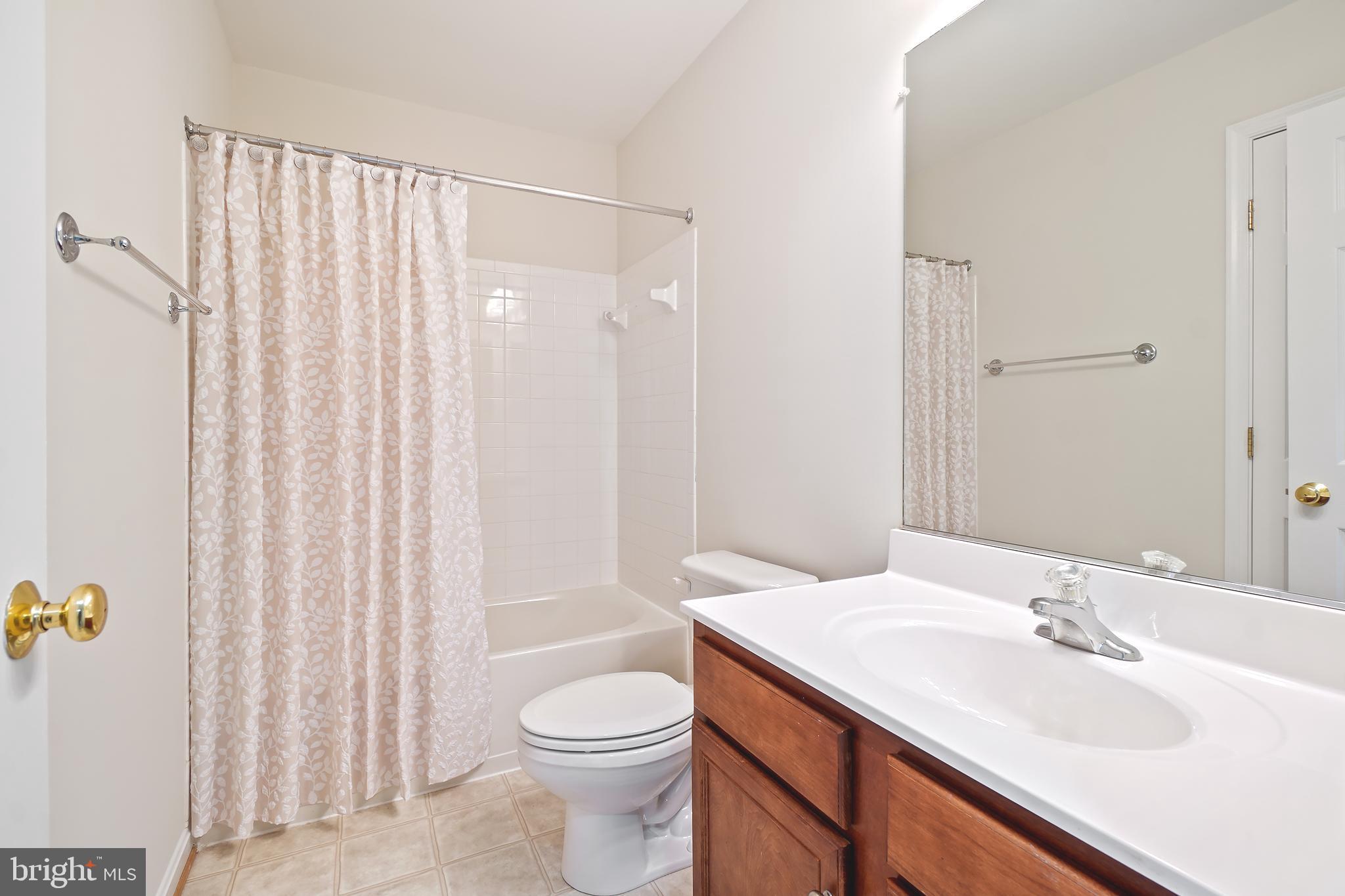 WYNGATE MANOR - Residential