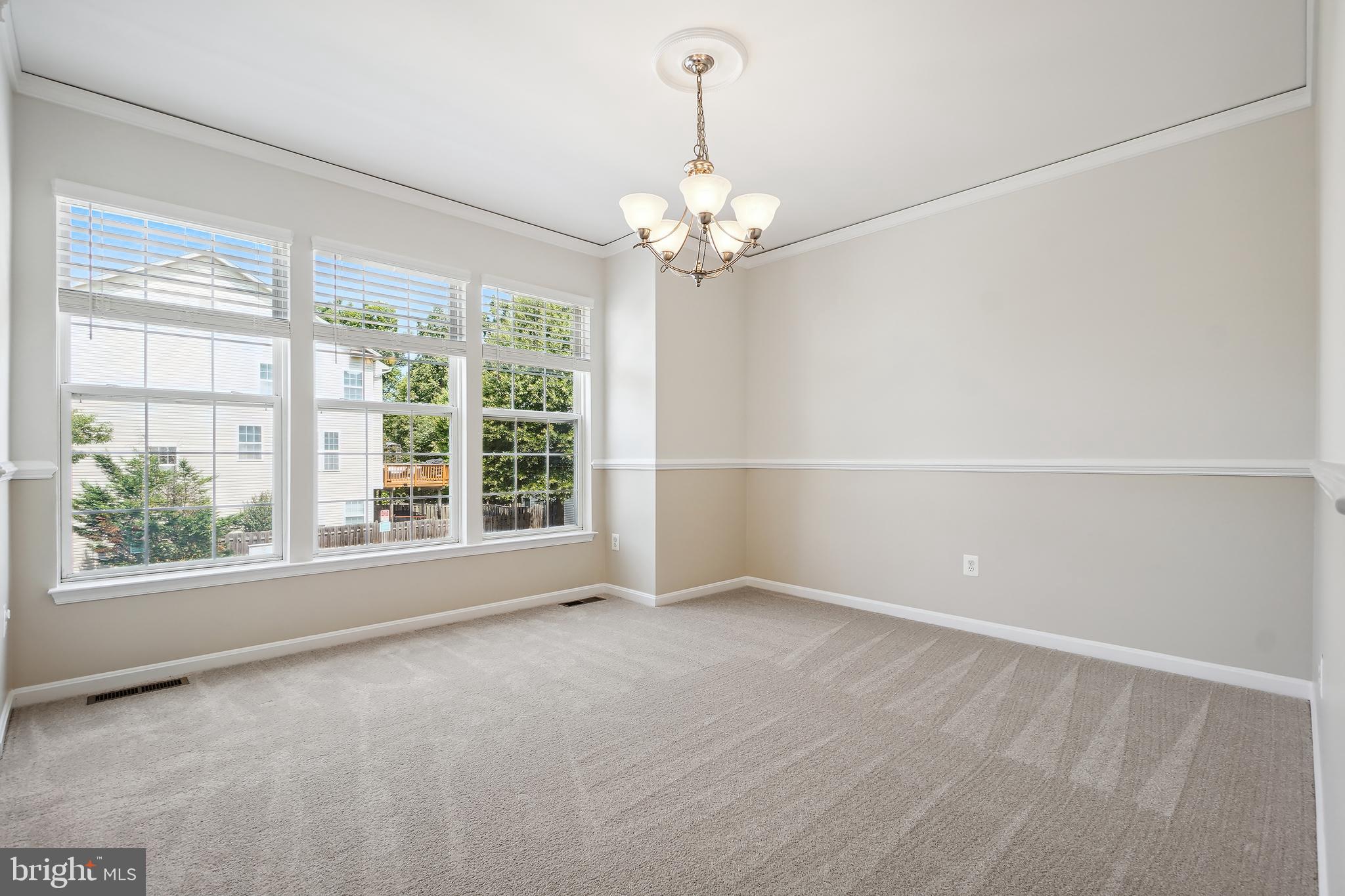 WYNGATE MANOR - Residential