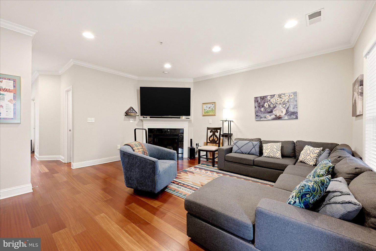 5217 MARIES RETREAT DRIVE 114