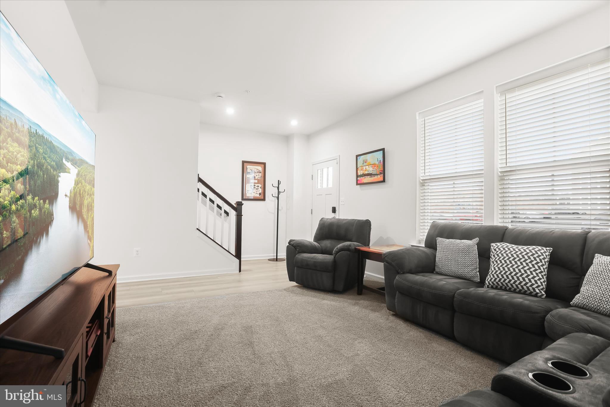 THE RIDGES - Residential