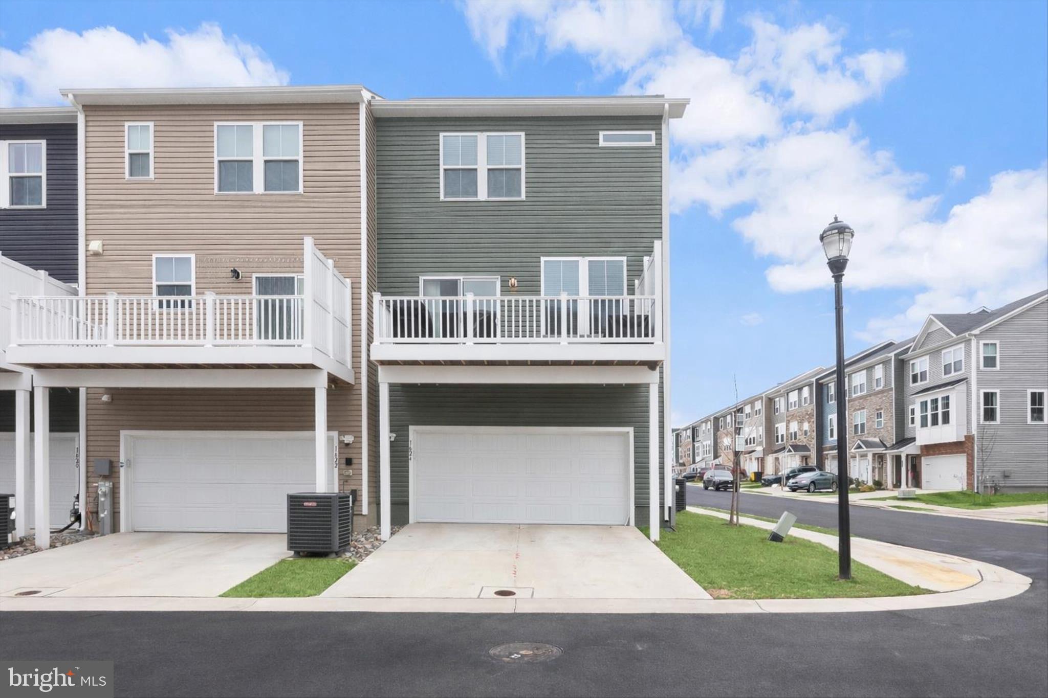 THE RIDGES - Residential