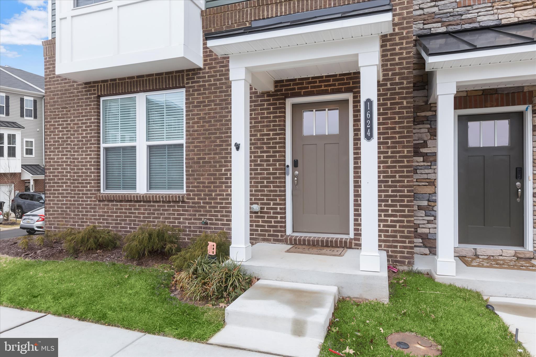 THE RIDGES - Residential